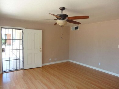 3. LIVING ROOM