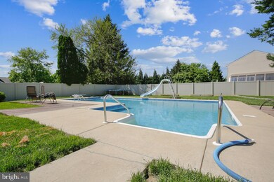 5830 Woodwinds Cir, Frederick, MD 21703 - photo 4