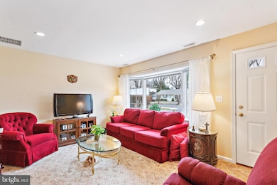 111 Maple Ln, Doylestown, PA 18901 - photo 4