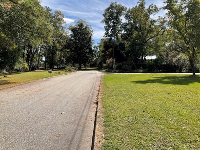 104 Lakeview Dr, Eufaula, AL 36027 - photo 2