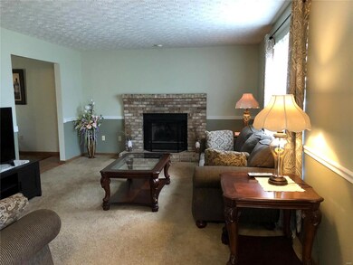 2316 Westchester Dr, Maryville, IL 62062 - photo 2