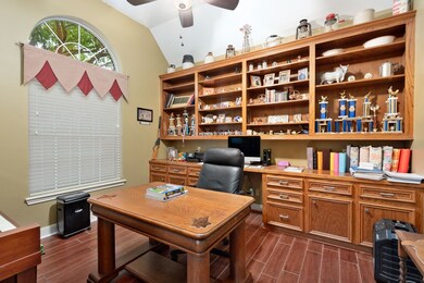 18911 Lake Front Dr, Tomball, TX 77377 - photo 5