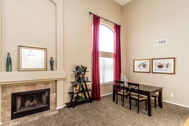 732_W_Mesquite_St_AZ-5