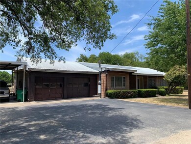 502 Benton, Bruceville, TX 76630 - photo 4