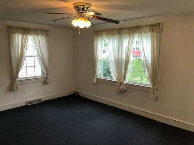 212 Peach St, Chatham, VA 24531 - photo 4