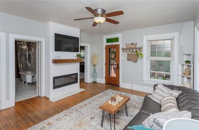 4109 Northwest Dr, Des Moines, IA 50310 - photo 6