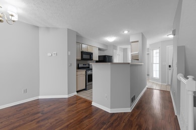 2236 Victoria Park Dr unit 2236, Columbus, OH 43235 - photo 7