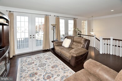 24993 Cambridge Hill Terrace, Chantilly, VA 20152 - photo 3