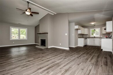 116 Setter Ct, Statesville, NC 28625 - photo 6