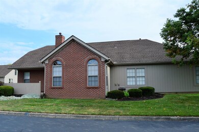 112 Villa Creek Dr unit 12112, Reynoldsburg, OH 43068 - photo 2