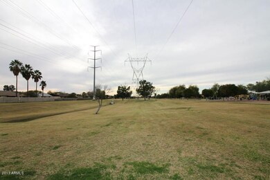 Green belt behind the house