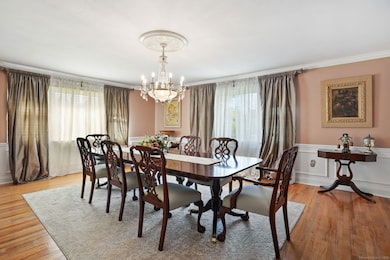 2 Westmoreland Rd, Ridgefield, CT 06877 - photo 7