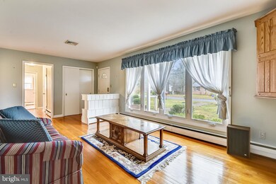 511 Ridge Rd, Annapolis, MD 21401 - photo 3