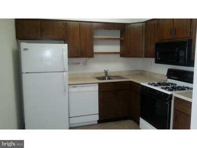 8017 Moro St, Philadelphia, PA 19136 - photo 4