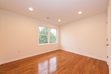 34 2nd St unit 2, Keyport, NJ 07735 - photo 6