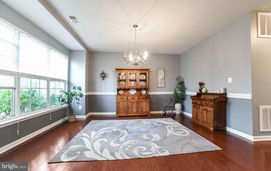 44056 Delphinium Dr, California, MD 20619 - photo 2