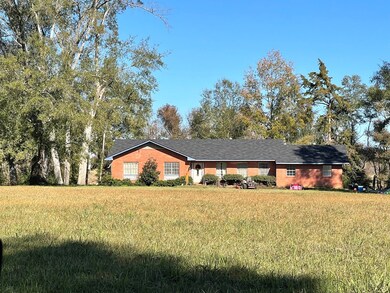 14034 Monticello St, Hazlehurst, MS 39083 - photo 2