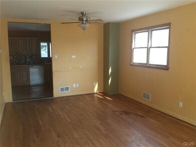 1311 Crestwood Rd, Bethlehem, PA 18018 - photo 2