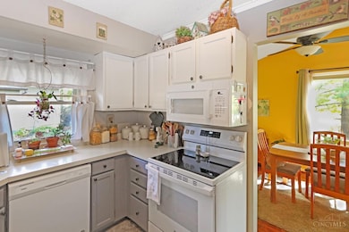 3638 Parfore Ct, Cincinnati, OH 45245 - photo 5