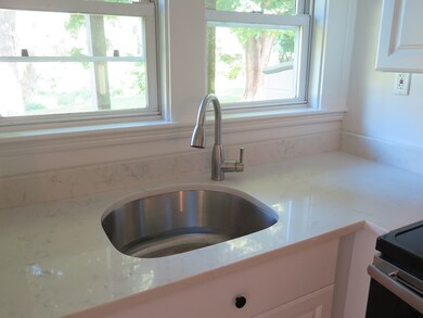 23 Pond St unit 4, South Weymouth, MA 02190 - photo 3