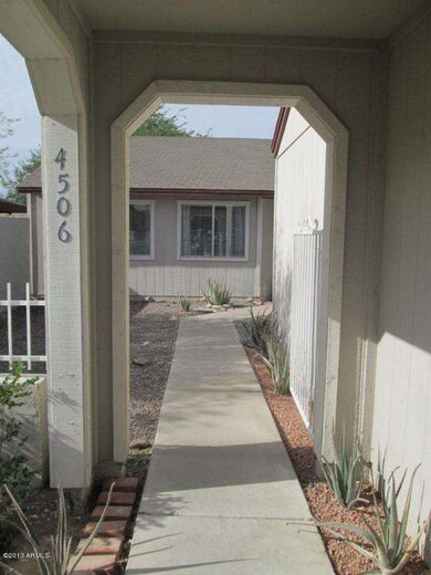 FrontYard1