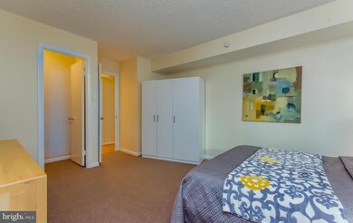 The Gibson unit 206, Washington, DC 20037 - photo 3