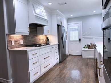 4203 Apollo St, Houston, TX 77018 - photo 6