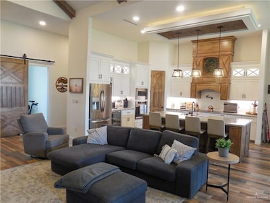 1707 Red River Ave, Edinburg, TX 78539 - photo 7