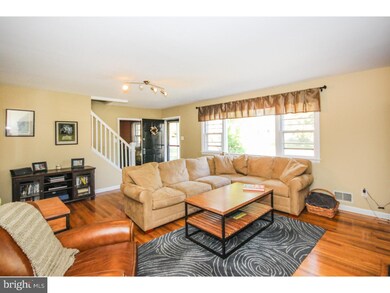 125 Lee Cir, Bryn Mawr, PA 19010 - photo 3