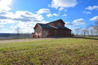 188 Sky Hollow Dr, Lenhartsville, PA 19534 - photo 4