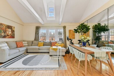 86 Boylston St unit 4, Chestnut Hill, MA 02467 - photo 2