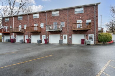 807 Swadley Rd unit 4, Johnson City, TN 37601 - photo 6