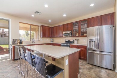 7) KITCHEN
