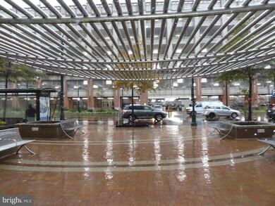 The Crescent unit 704, Silver Spring, MD 20910 - photo 2