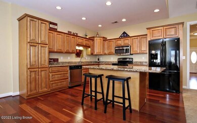 166 Popes Creek Ln, Mount Washington, KY 40047 - photo 2