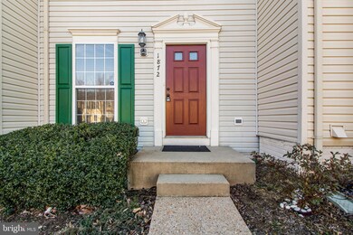 1872 Tiger Lily Cir unit 6, Woodbridge, VA 22192 - photo 2