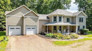 109 Sereno Hollow Rd, Millville, PA 17846 - photo 2