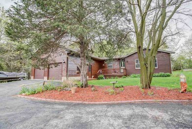 N4671 Old Forest Rd, Cambridge, WI 53523 - photo 7