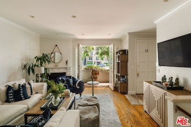 8611 Burton Way unit 5, Los Angeles, CA 90048 - photo 3