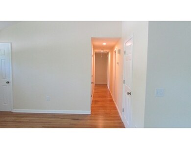 16 Empire St, Shrewsbury, MA 01545 - photo 5