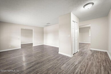 6920 Torres Dr, Jacksonville, FL 32210 - photo 3