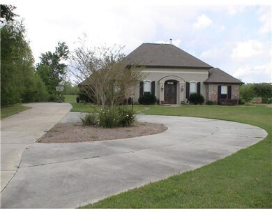 4560 Barataria Blvd, Marrero, LA 70072 - photo 3