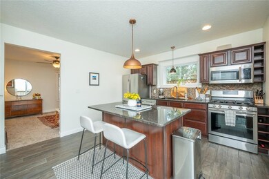 2727 Linden St, Des Moines, IA 50312 - photo 5