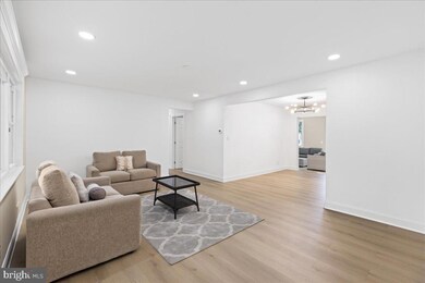 16 Shelburne Dr, Ewing, NJ 08638 - photo 5