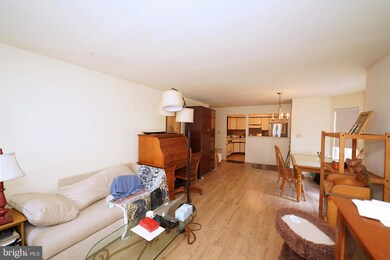 25 Dennis Ct, Hightstown, NJ 08520 - photo 7