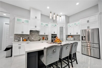 508 W Carmel Ave, Pharr, TX 78577 - photo 5