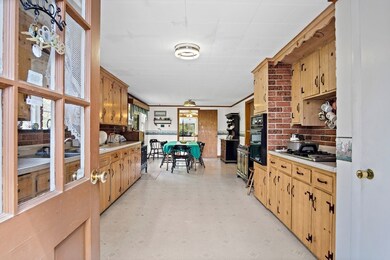 400 Salem Rd, Dracut, MA 01826 - photo 4