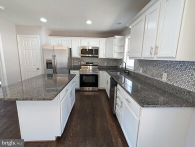 316 Decatur Rd, Stafford, VA 22554 - photo 4