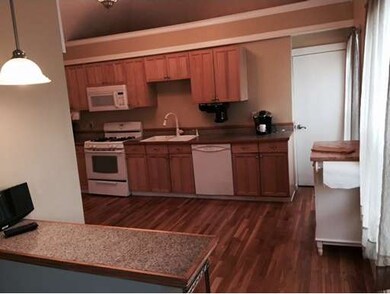 59B Blossom St unit B, Chelsea, MA 02150 - photo 3