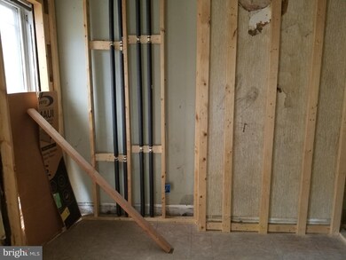 1025 Bennett Place, Baltimore, MD 21223 - photo 2